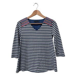 THML Striped V Neck Embroidered Boho 3/4 Sleeve Top Blouse Gray White Size XS